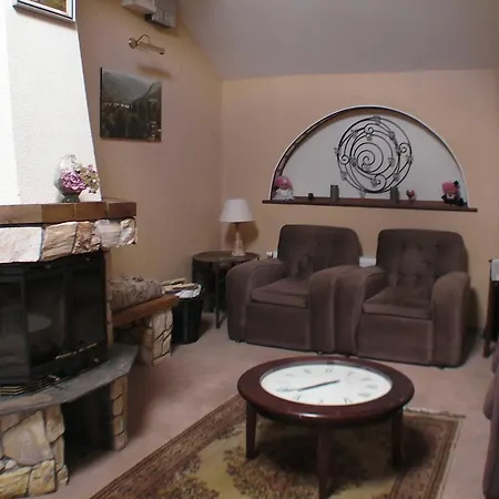 別荘 Holiday Village